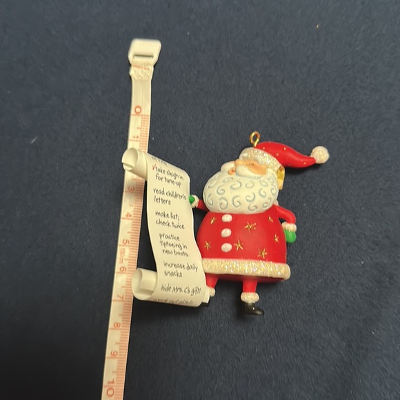 Hallmark Santa ornament 2004 - Picture 8 of 9
